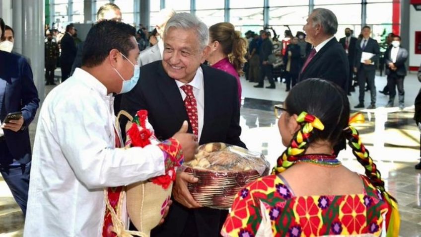 'Doña Lupita' irá a Los Pinos a vender tlayudas tras criticas durante la inauguración del AIFA