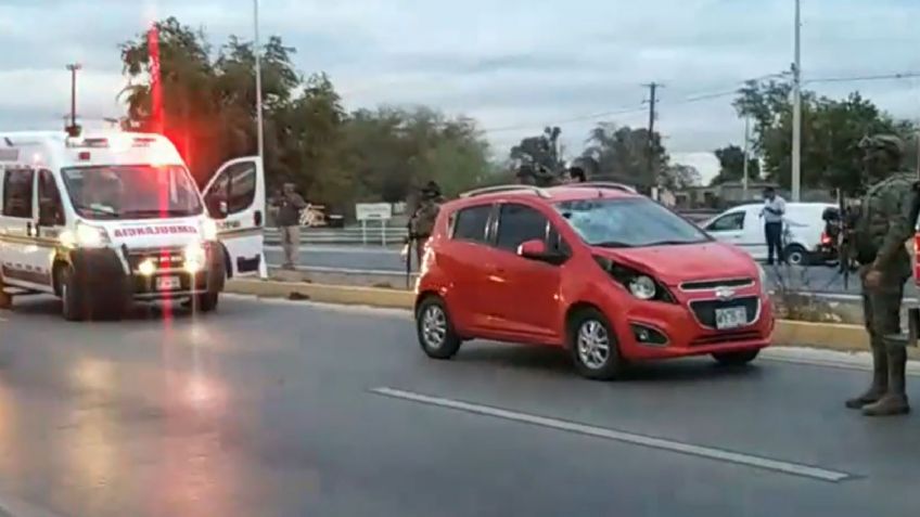 Hombre es arrollado al querer cruzar la Carretera Internacional en Cajeme