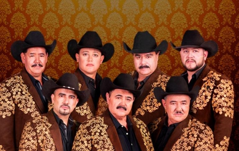 En la imagen, la agrupación musical Los Huracanes del Norte