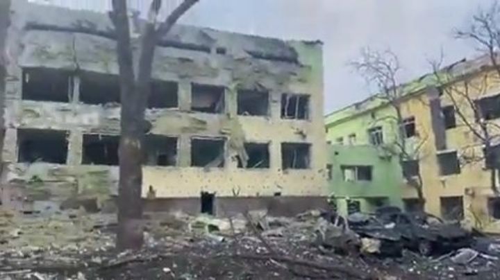 (FUERTE VIDEO) Guerra entre Rusia y Ucrania se intensifica: Denuncian bombardeo a hospital