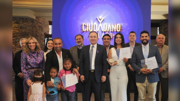 Alfonso Durazo entrega el reconocimiento Ciudadano del Año a tres distinguidos sonorenses