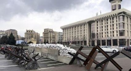 Tropas rusas abandonan Kiev; Ucrania confirma salida pero civiles no lo ven como un cese al fuego