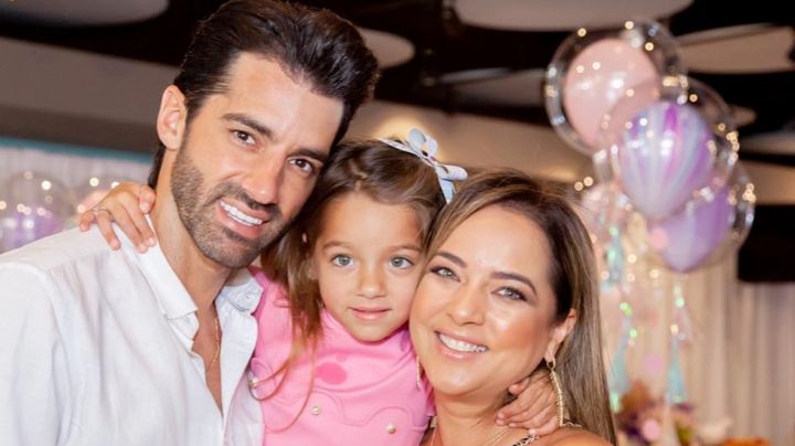 Expareja de Adamari López manda mensaje a la 'mujer' de su vida: "Sin ti estaría incompleto"