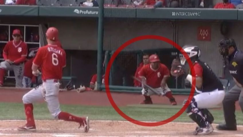 (VIDEO) En mal lugar: Bat Boy de los Diablos termina con fractura tras recibir un batazo