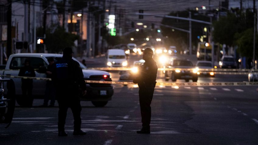 Tras fuerte persecución, pistoleros acribillan a automovilista en el centro de Caborca