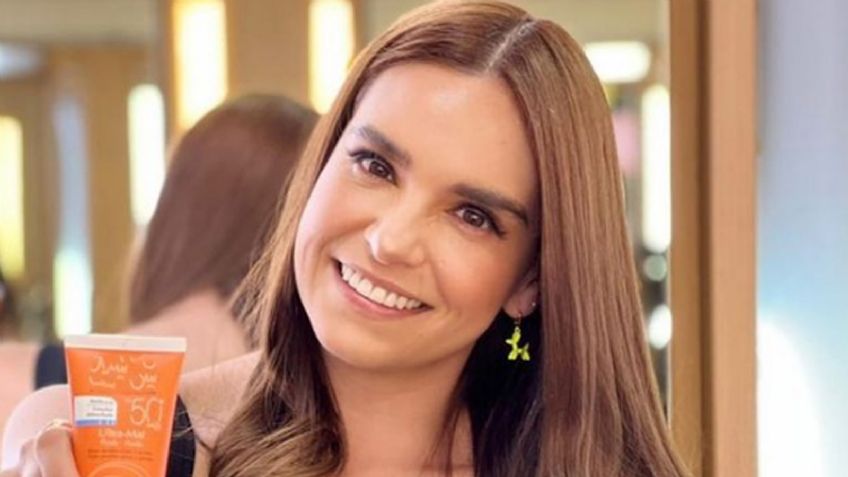 A un año de su parto, Tania Rincón recupera su figura y la presume con bañador rosa