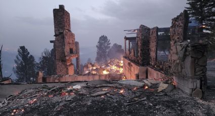 Implacable incendio azota a Nuevo México en EU; afecta a más de 200 viviendas