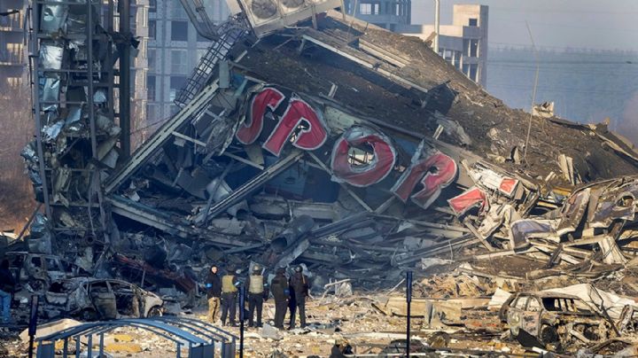 Rusia reinicia ataques en Kiev; el Kremlin declara que apuntan a sitios militares de Ucrania