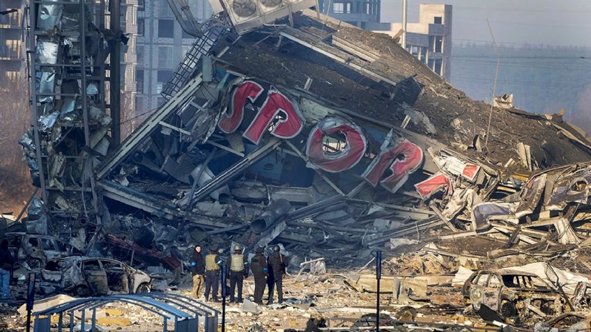 Rusia reinicia ataques en Kiev; el Kremlin declara que apuntan a sitios militares de Ucrania