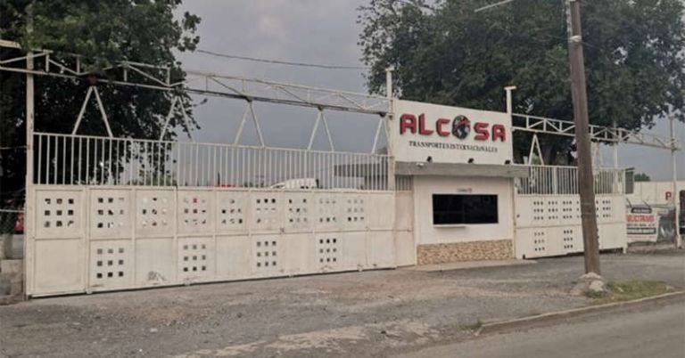 En la imagen, la empresa de transportes a la que presuntamente se acercó Debanhi Escobar