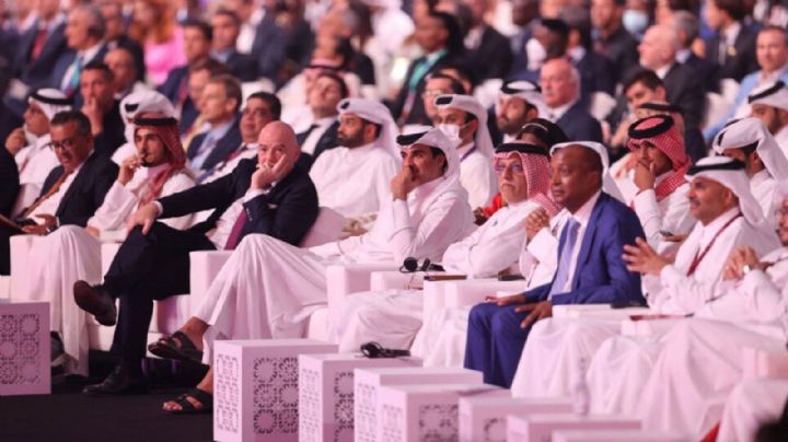 Este es el código de vestimenta que deben seguir los turistas que viajen al Mundial de Qatar