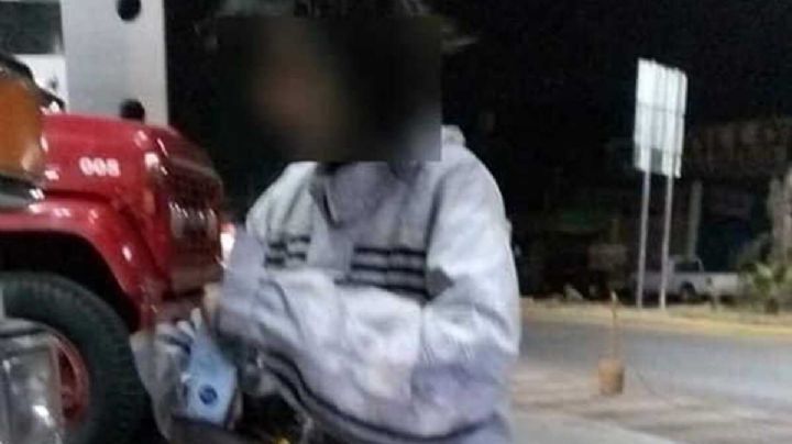 Al igual que a Debanhi Escobar, grupo de personas abandona a mujer joven en una carretera