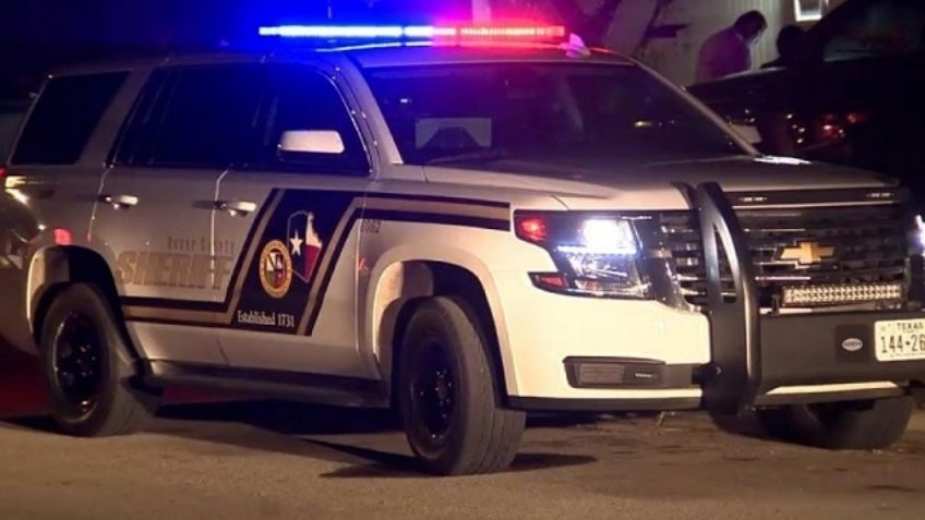 Caos: Persecución en Texas deja un saldo de 16 migrantes heridos tras volcarse su auto