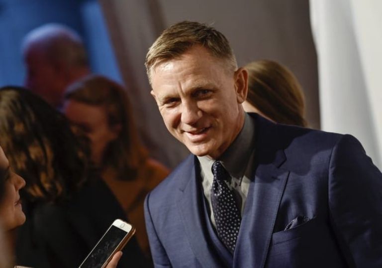 Daniel Craig 