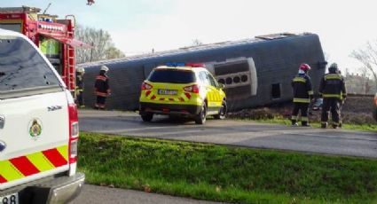 Final fatal: Camioneta no consigue ganarle el paso al tren y deja un saldo de 5 muertos