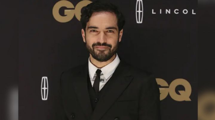 Alfonso Herrera presume a sus seguidores que será el nuevo 'Batman latino'