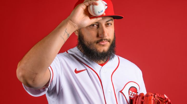 Sonorense Daniel Duarte se queda con Rojos; se acerca su debut en Grandes Ligas