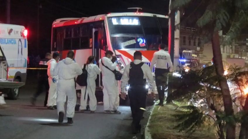 Sin mediar palabra alguna, sicarios ingresan a camión de pasajeros y asesinan al chofer