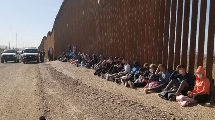 Patrulla Fronteriza asegura a 68 migrantes cubanos en Estación Ajo en Arizona