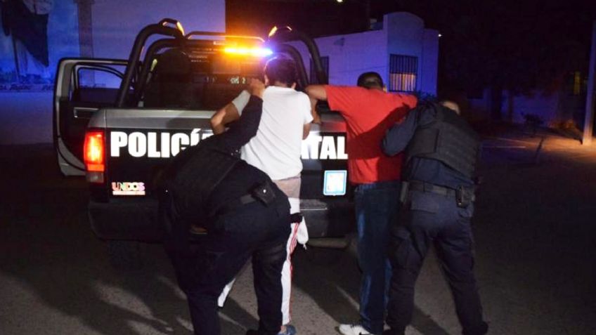 Caen dos presuntos ladrones de 18 y 29 años en Hermosillo; uno fue sometido por empleados