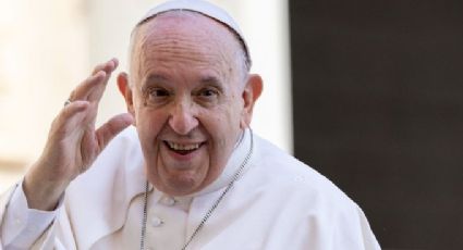 El Papa Francisco pide a México la cura para su dolor de rodilla; apunta por el tequila