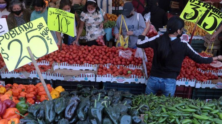 Plan antiinflacionario de AMLO: Publican decreto para exentar de aranceles a canasta básica