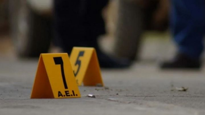 Hombre es asesinado a balazos a un costado de una clínica del IMSS en Michoacán
