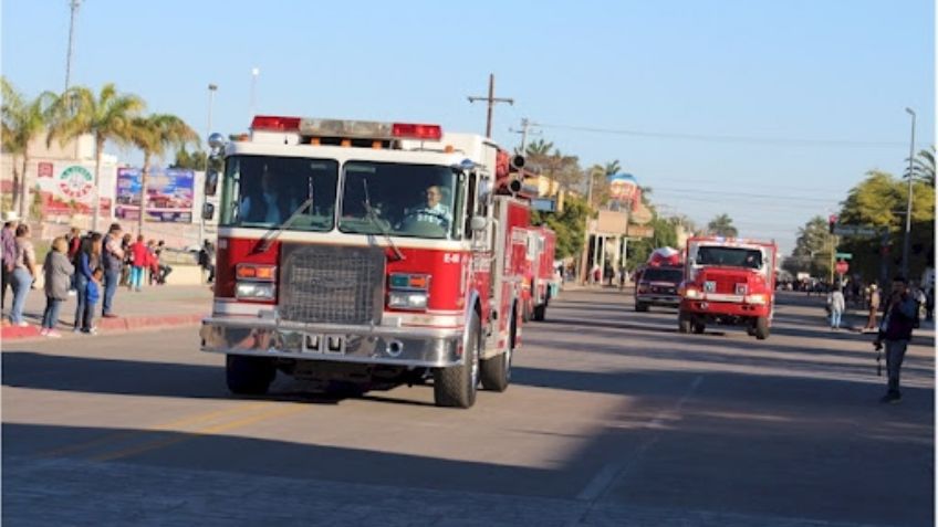 Pánico en Ciudad Obregón: Con habitante en el interior, se desata voraz incendio en una casa