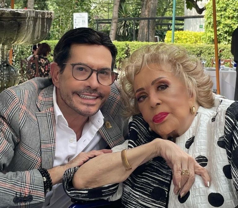 Juan José Origel y Silvia Pinal