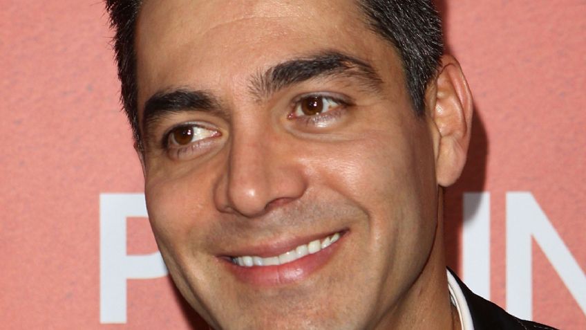 Tras debutar como cantante, Omar Chaparro sorprende a sus fans y anuncia 'La Derrota'