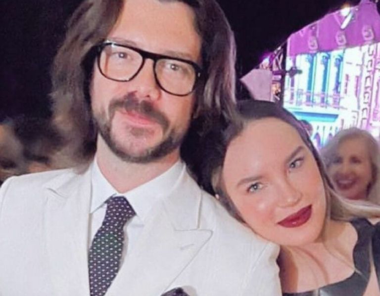 Belinda y Álvaro Morte