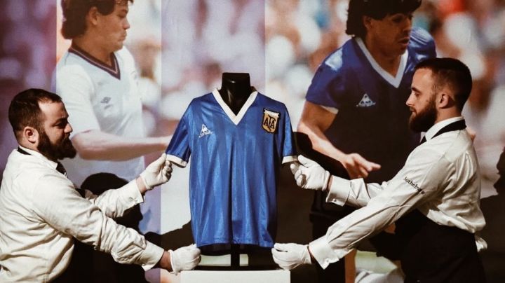 ¡Nuevo récord! Subasta por la camiseta de Maradona alcanza una cifra de 9.2 mdd
