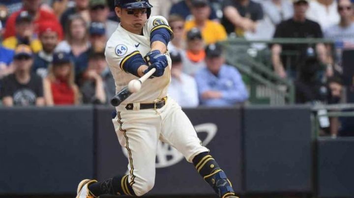 ¡Pa' la calle! Luis Urías se estrena con su primer jonrón de la temporada en Grandes Ligas