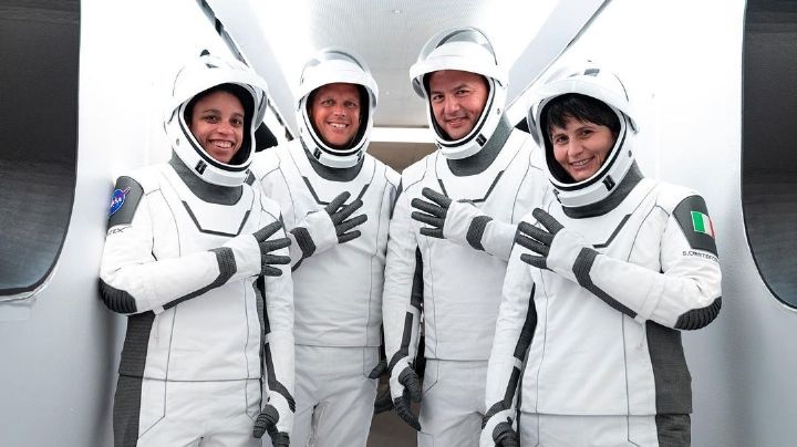 ¡Misión cumplida! Cápsula 'Dragón' de Space X regresa a la Tierra tras 6 meses en el espacio