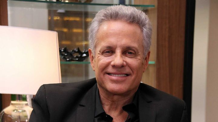 Tras 32 años en Televisa, Alexis Ayala muestra nueva faceta y se ¿retira de la actuación?