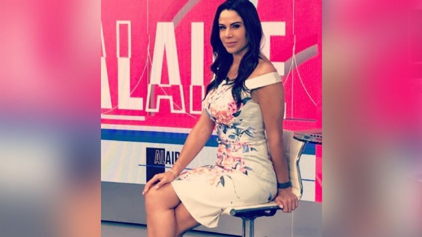 "Qué mujerón": Paola Rojas presume sus curvas en Televisa con apretado vestido y paraliza Instagram