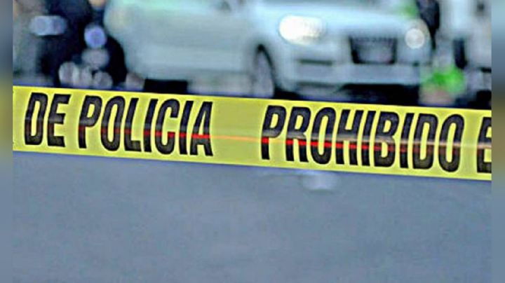Dentro de un local comercial, sujetos armados aniquilan de dos balazos un hombre
