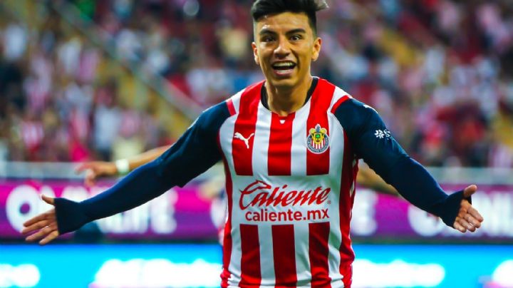 Chivas de fiesta; el Rebaño festeja su aniversario con goleada sobre los Pumas