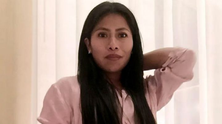 Yalitza Aparicio se destapa y posa con pequeño bañador durante sus vacaciones en la playa