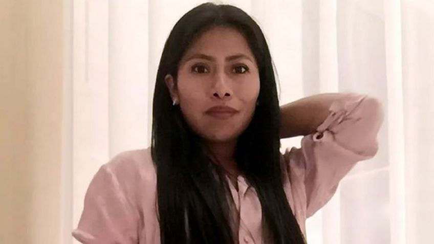 Yalitza Aparicio se destapa y posa con pequeño bañador durante sus vacaciones en la playa