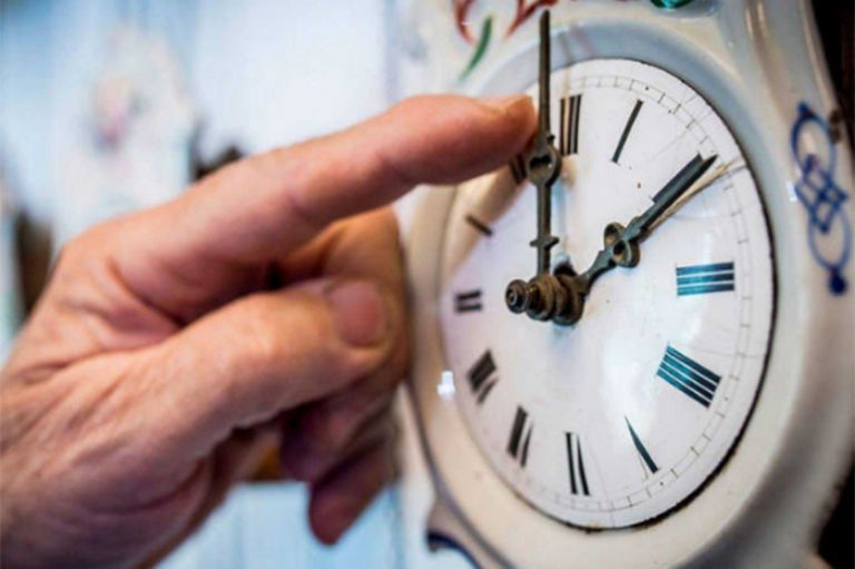 El Horario de Verano sería suspendido este año, asegura AMLO. Foto: Internet