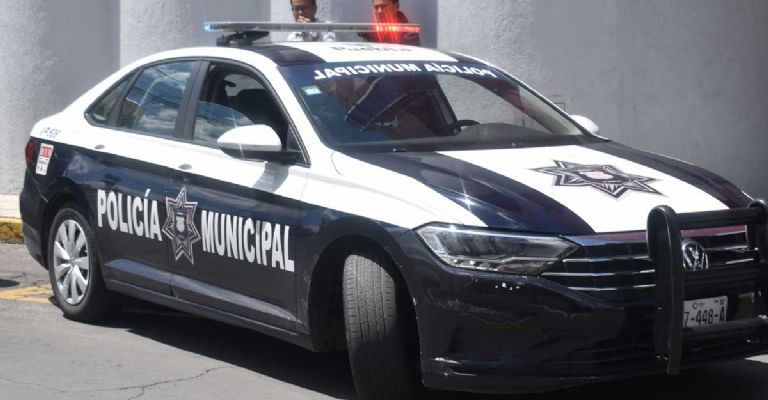 Autoridades presentes en la escena del crimen