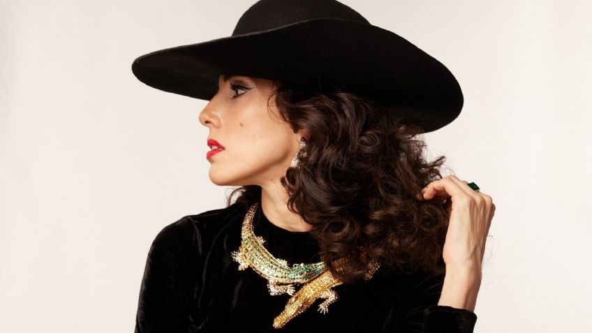 Tras ser elegida para interpretar a María Félix, Sandra Echeverría presume nuevo proyecto