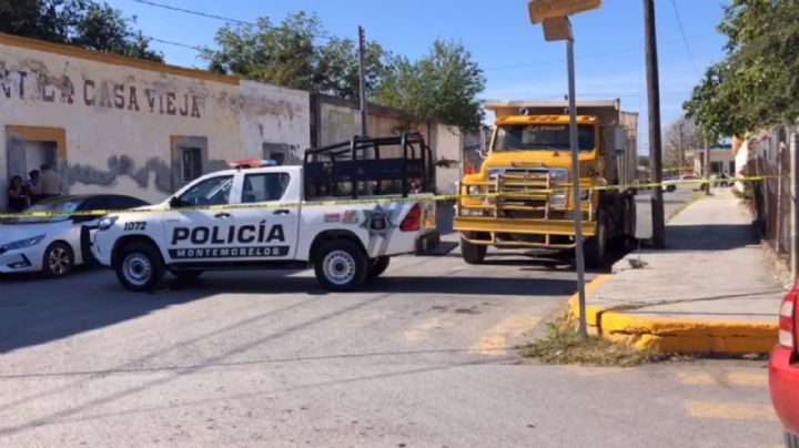 En presencia de alumnos de una primaria, sicarios asesinan a balazos a un hombre