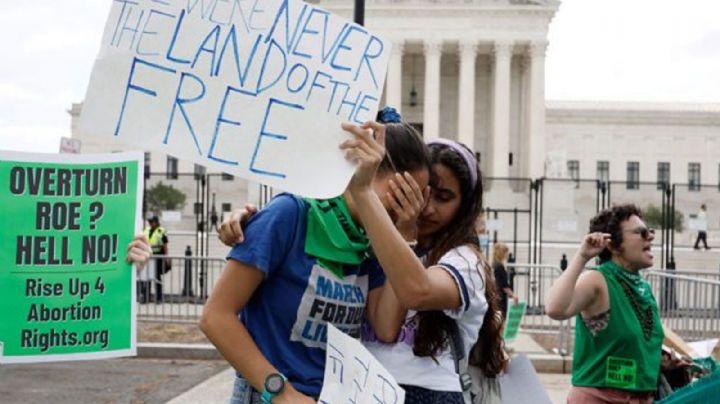 Empresas de EU como Disney, Meta y Netflix ofrecerán beneficios de viaje para abortos