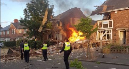 De terror: Una casa explota misteriosamente; reportan víctimas fatales y cinco heridos