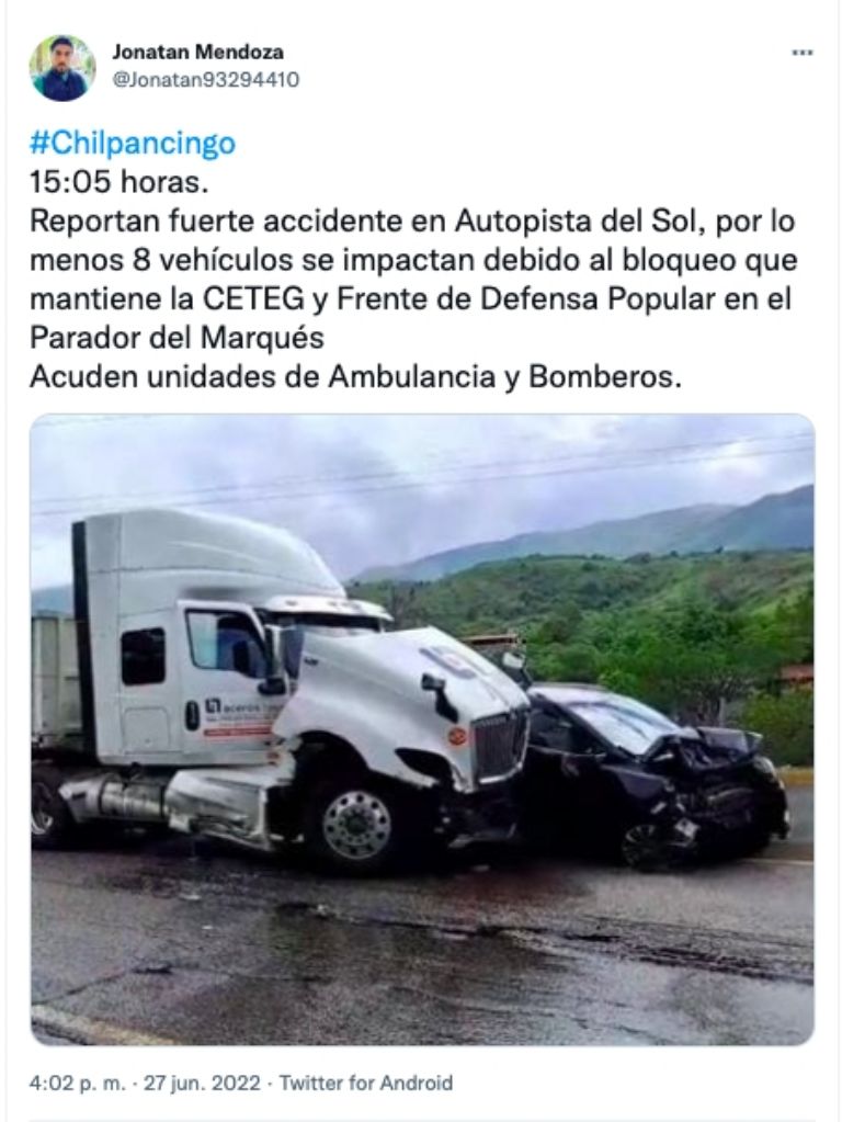 Trailer causa carambola 