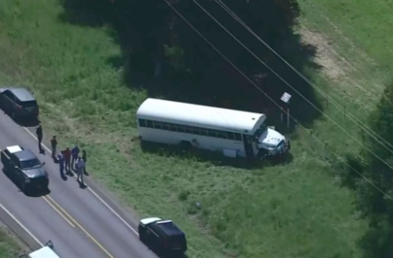 Choque de la unidad de transferencia de reos 