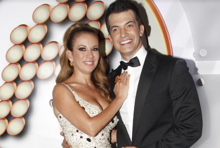 Ingrid Coronado y Fer del Solar