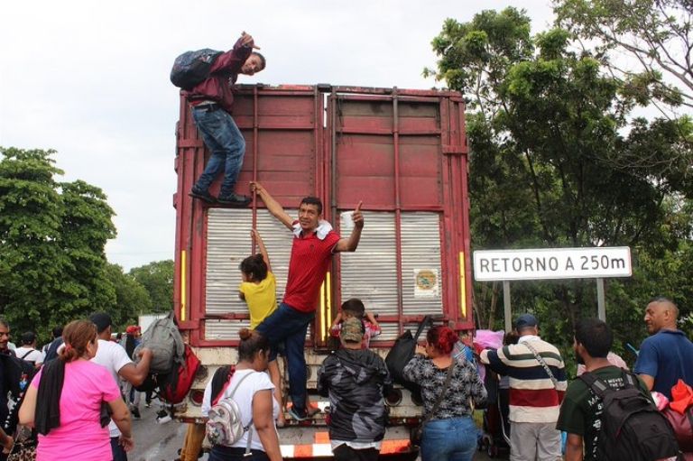Sale caravana migrante a EU 